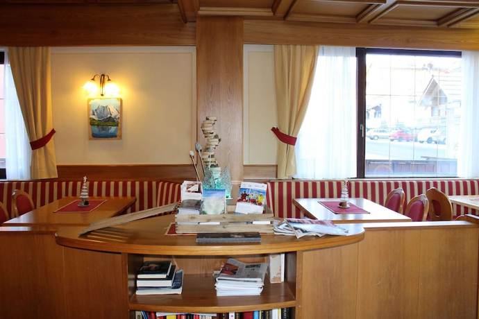 Imagen de los interiores del Hotel Angelo, Vermiglio. Foto 14