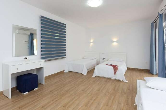 Imagen general del Hotel Angelos. Foto 11