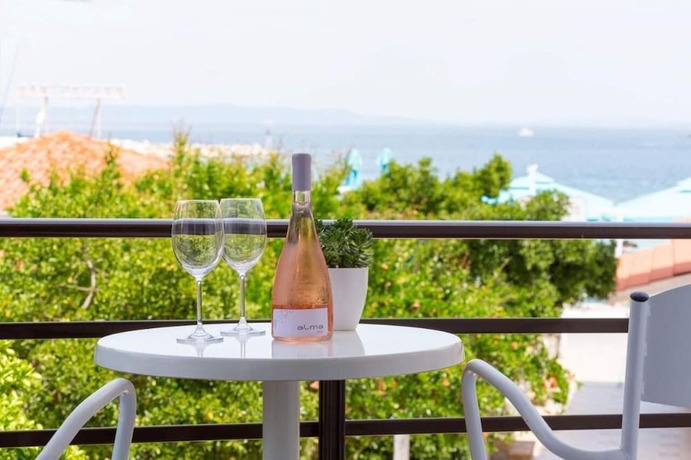 Imagen general del Hotel Angelos. Foto 15