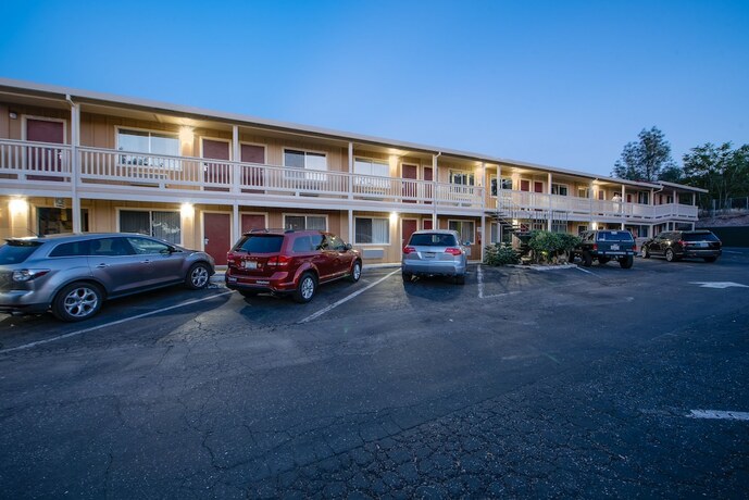 Imagen general del Hotel Angels Inn. Foto 7