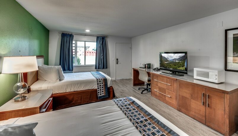 Imagen general del Hotel Angels Inn. Foto 11