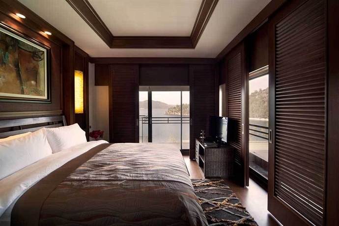 Imagen de la habitación del Hotel Angel's Peninsula. Foto 4