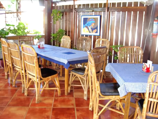 Imagen del bar/restaurante del Hotel Angels Resort. Foto 5