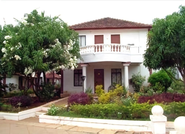 Imagen de los exteriores del Hotel Angels Resort. Foto 11