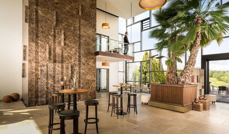 Imagen de los interiores del Hotel Angels - das am Golfpark. Foto 18