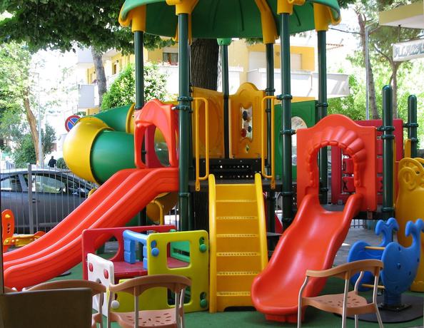 Imagen de los exteriores del Hotel Angelus, Rimini. Foto 17