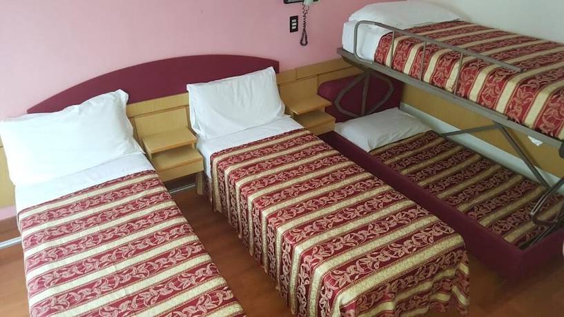Imagen de la habitación del Hotel Angelus, Rimini. Foto 14