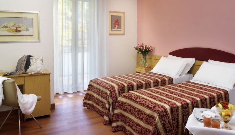 Imagen de la habitación del Hotel Angelus, Rimini. Foto 16