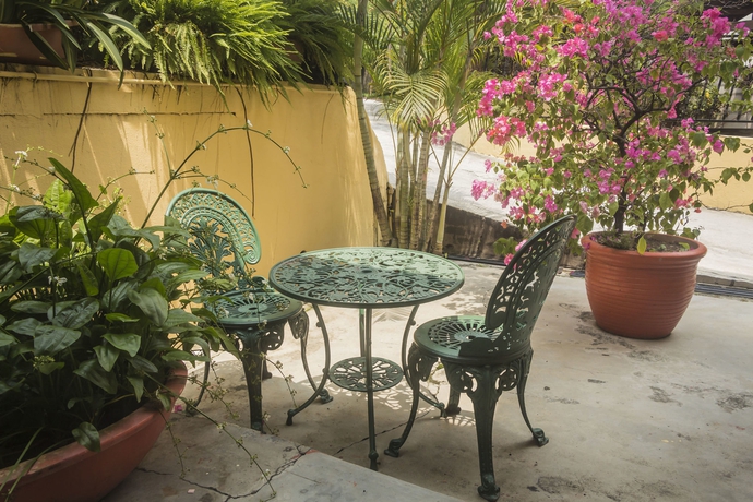 Imagen de los exteriores del Hotel Anggerik Lodging. Foto 13