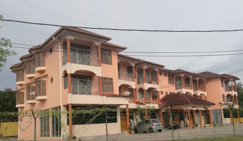 Imagen de los exteriores del Hotel Anggerik Residence. Foto 15