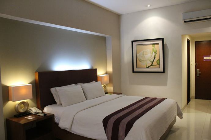Imagen de la habitación del Hotel Anggrek Shopping Hotel. Foto 10