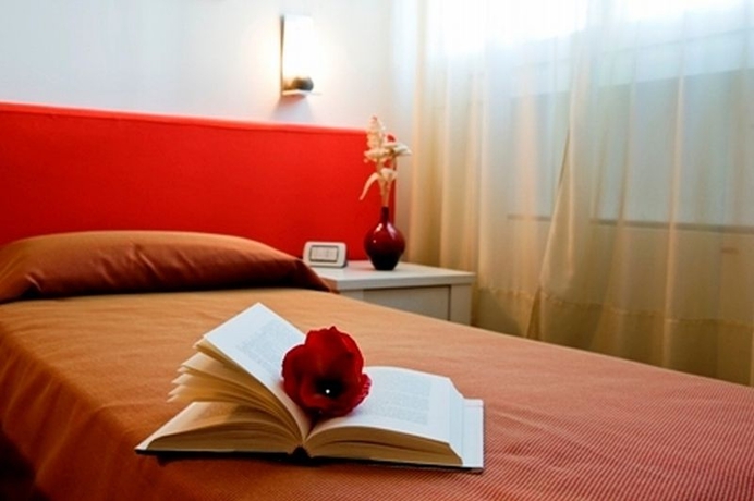 Imagen general del Hotel Angi. Foto 3