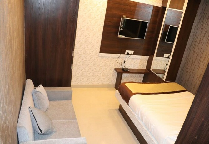 Imagen de la habitación del Hotel Angina. Foto 16