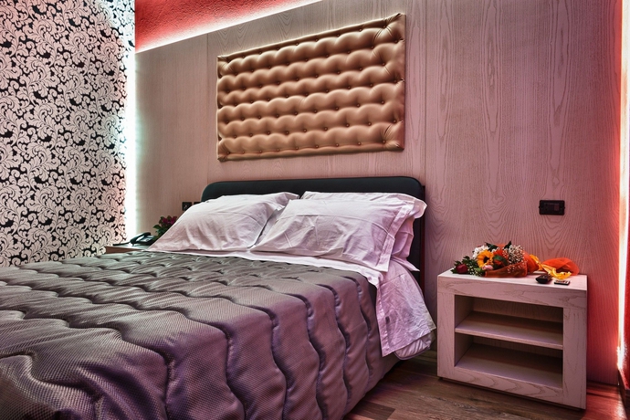 Imagen de la habitación del Hotel Angioino and Spa. Foto 8