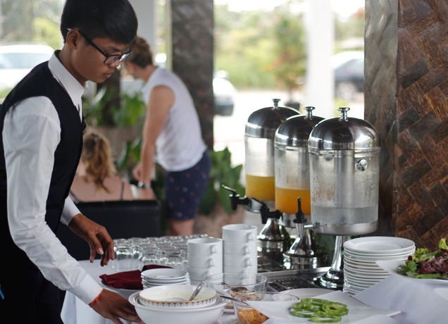 Imagen del bar/restaurante del Hotel Angkor Elysium Suite. Foto 5