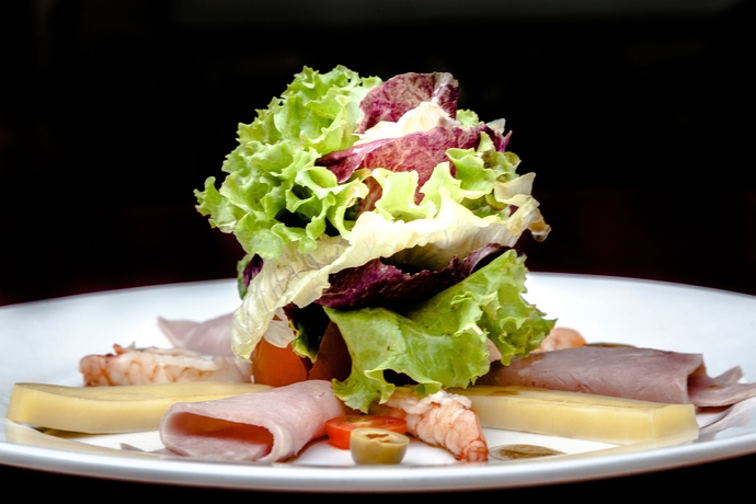 Imagen del bar/restaurante del Hotel Angkor Holiday. Foto 6