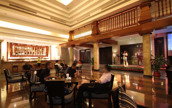Imagen del bar/restaurante del Hotel Angkor Miracle Reflection Club. Foto 5
