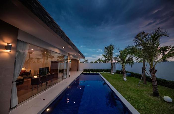 Imagen de la piscina del Hotel Angkor Rendezvous (pool Villa). Foto 8