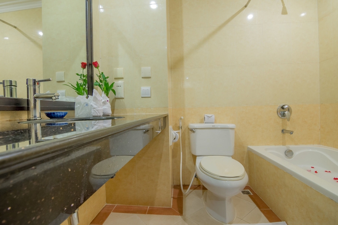 Imagen de la habitación del Hotel Angkor Riviera. Foto 13