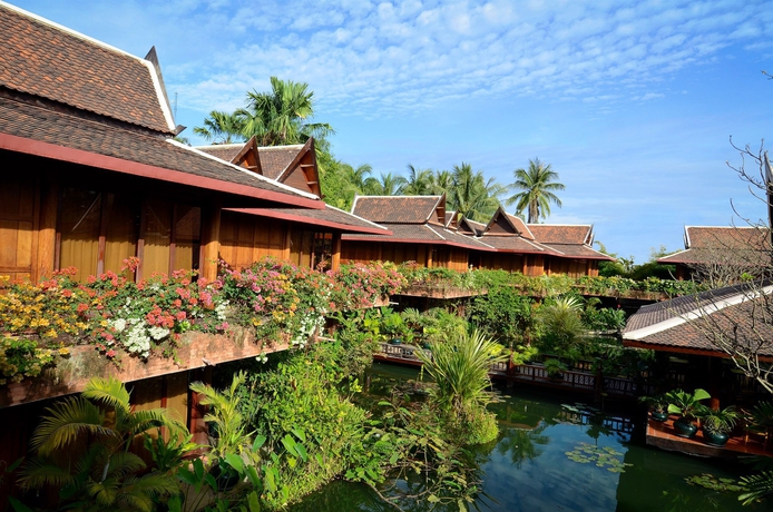 Imagen de los exteriores del Hotel Angkor Village. Foto 8