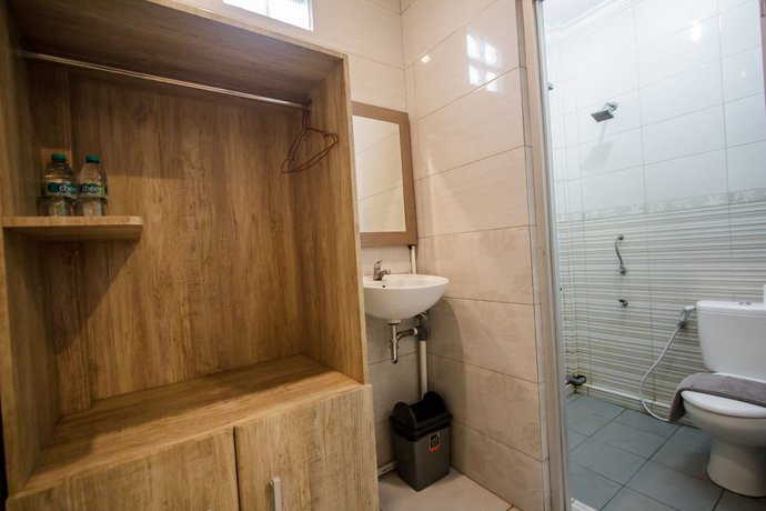 Imagen de la habitación del Hotel Angkul Angkul Beach In Kuta. Foto 7