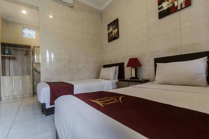 Imagen de la habitación del Hotel Angkul Angkul Beach In Kuta. Foto 8