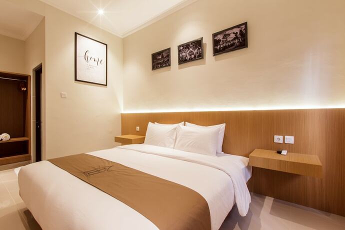 Imagen de la habitación del Hotel Angkul Angkul Segara Beach Kuta. Foto 17