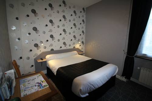 Imagen de la habitación del Hotel Angleterre, Cherburgo-Octeville. Foto 3