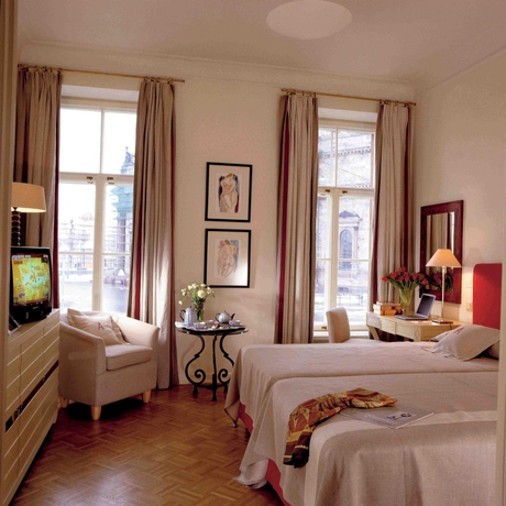 Imagen de la habitación del Hotel Angleterre, San Petersburgo. Foto 6
