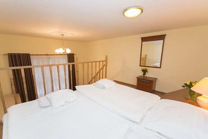 Imagen de la habitación del Hotel Anglick&yacute; Dvůr. Foto 17