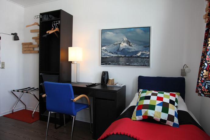 Imagen de la habitación del Hotel Angmagssalik. Foto 7