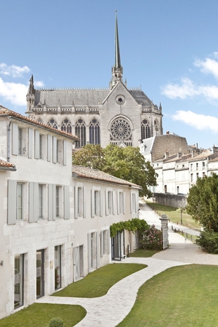 Imagen general del Hotel Angoulême Le Saint Gelais. Foto 1