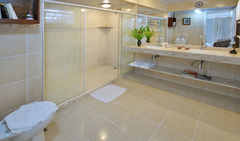 Imagen de la habitación del Hotel Angra Boutique. Foto 5