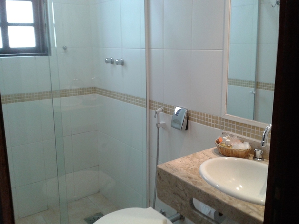 Imagen de la habitación del Hotel Angra Fashion. Foto 3