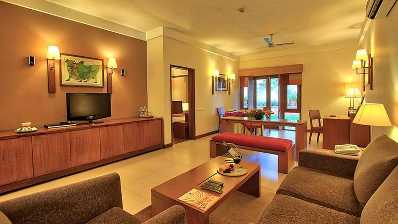 Imagen de la habitación del Hotel Angsana Oasis Spa and Resort. Foto 4