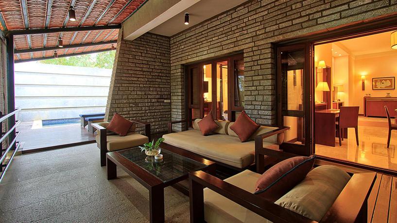 Imagen de los exteriores del Hotel Angsana Oasis Spa and Resort. Foto 8