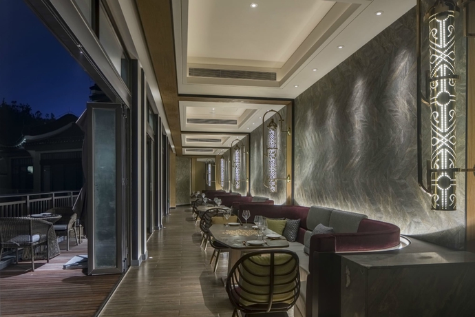 Imagen del bar/restaurante del Hotel Angsana Zhuhai Phoenix Bay. Foto 4