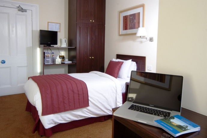 Imagen de la habitación del Hotel Angus. Foto 10