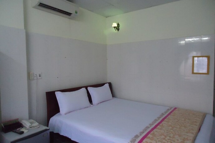 Imagen de la habitación del Hotel Anh Linh. Foto 24