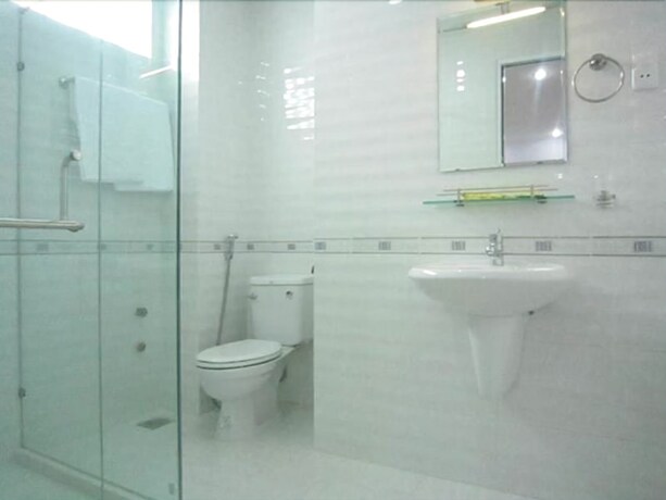 Imagen de la habitación del Hotel Anh Ngoc Hotel. Foto 9