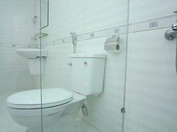 Imagen de la habitación del Hotel Anh Ngoc Hotel. Foto 15