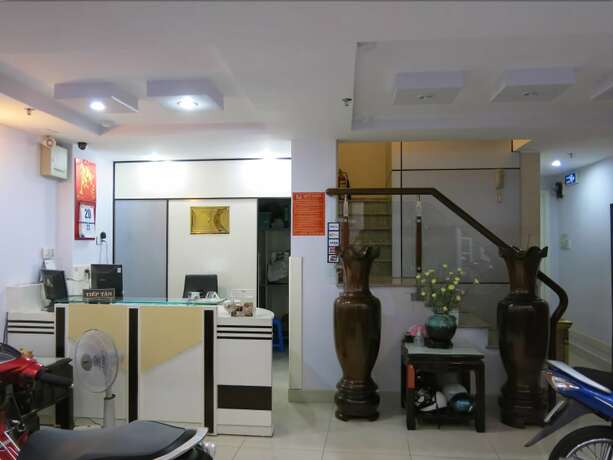 Imagen de los interiores del Hotel Anh Ngoc Hotel. Foto 19