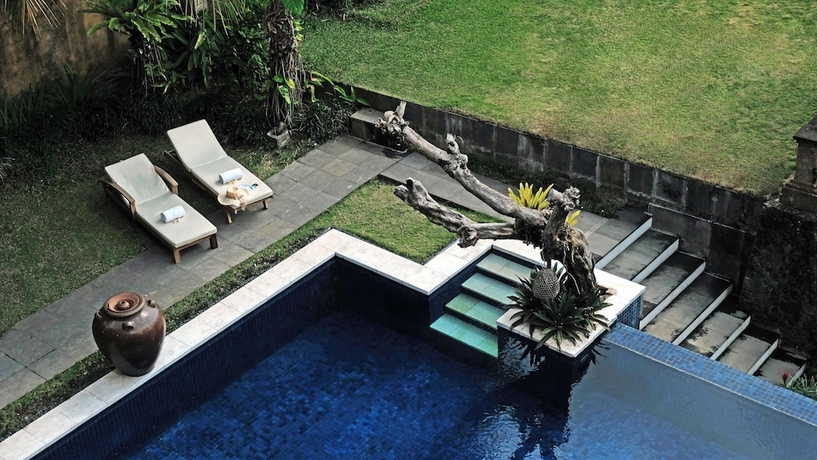 Imagen de la piscina del Hotel Anhera Suite Ubud. Foto 17