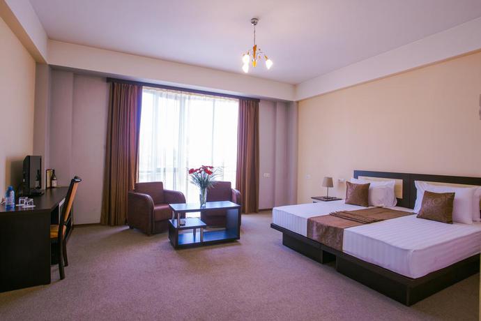 Imagen de la habitación del Hotel Ani Central Inn. Foto 6