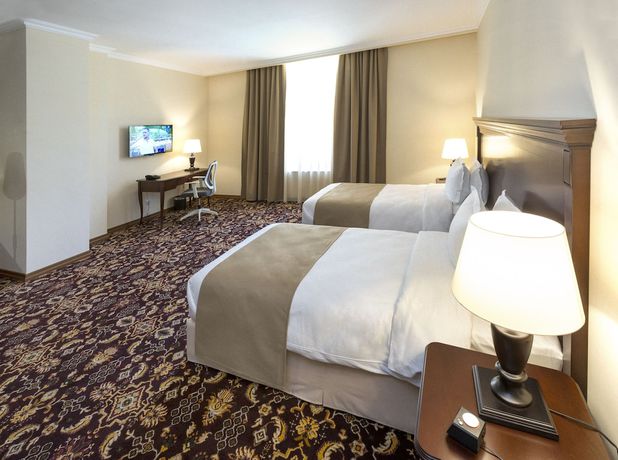 Imagen de la habitación del Hotel Ani Grand Yerevan. Foto 3