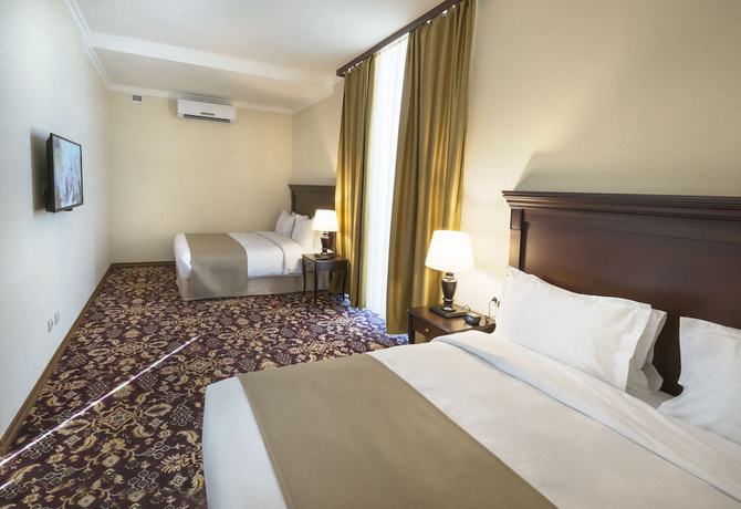 Imagen de la habitación del Hotel Ani Grand Yerevan. Foto 5