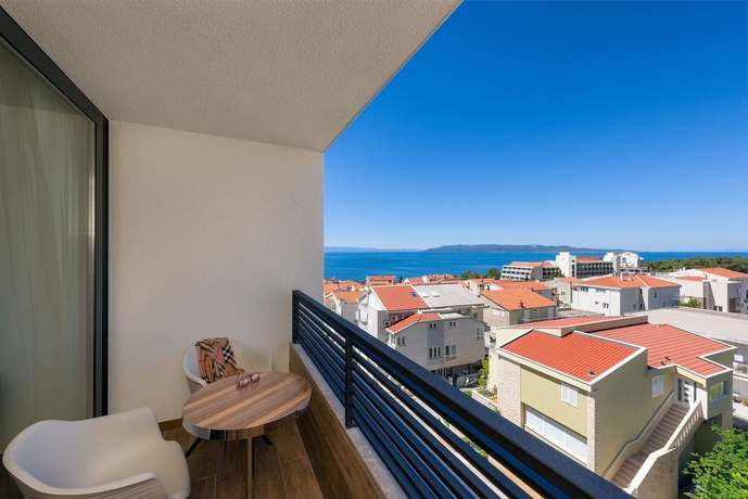Imagen de la habitación del Hotel Ani, Makarska. Foto 16