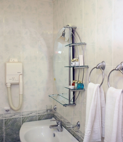 Imagen de la habitación del Hotel Ani Plaza. Foto 6