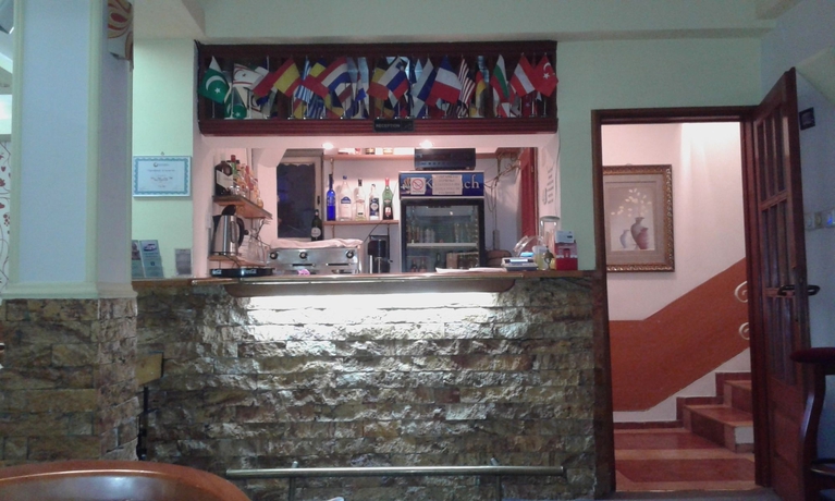 Imagen de los interiores del Hotel Ani, SKOPJE. Foto 6