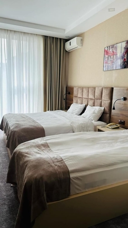 Imagen de la habitación del Hotel Aniko. Foto 11